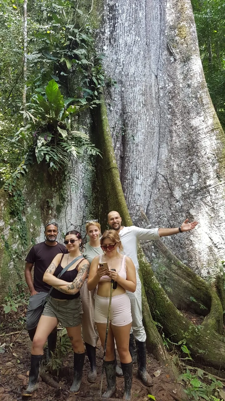 Machu Picchu Online travelers in the Peruvian Amazon Machu Picchu Online travelers in the Peruvian Amazon